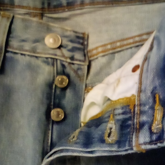 Levi's - Picture 4 of 5